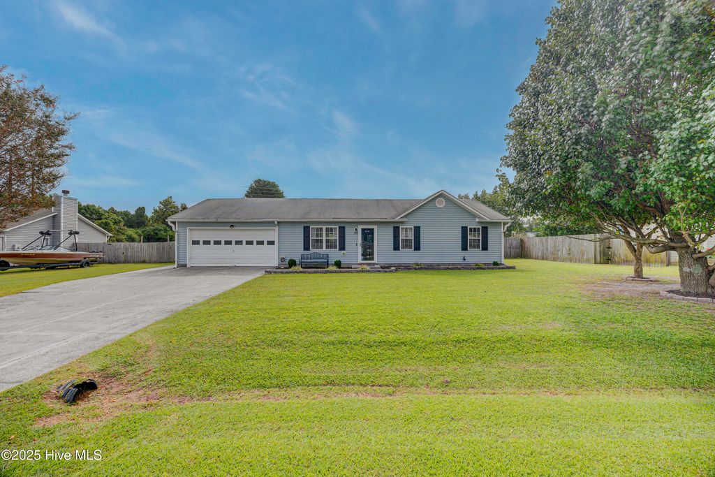 Photo of 202 Buff Court, Jacksonville, NC 28540 (MLS # 100561437)