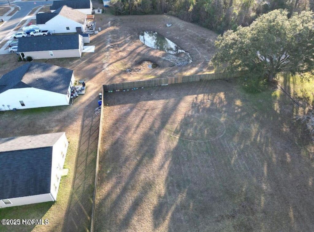 Photo of 927 Village Road NE, Leland, NC 28451 (MLS # 100540032)