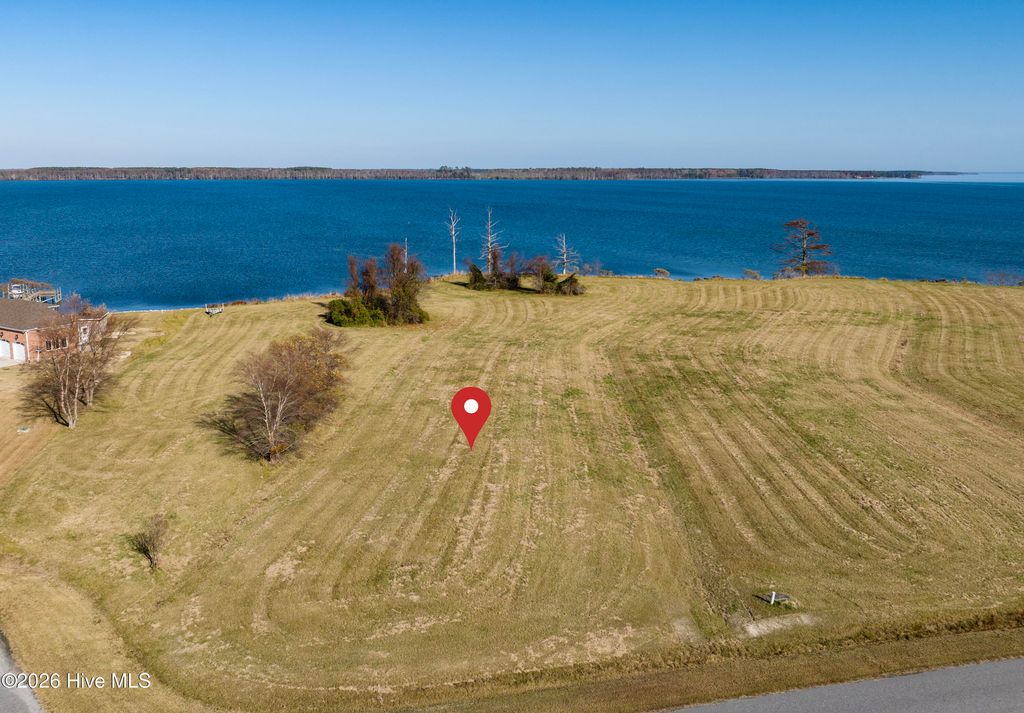 Photo of 80 Pelican Court, Hertford, NC 27944 (MLS # 100550585)