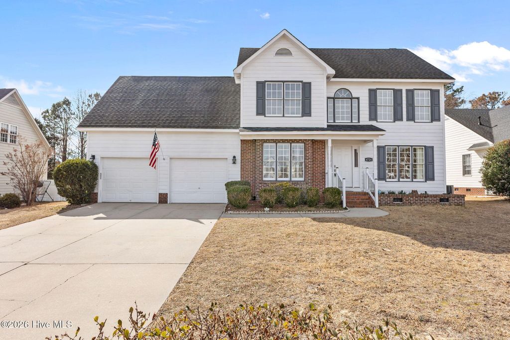 Photo of 6724 Jacobs Creek Circle, Fayetteville, NC 28306 (MLS # 100555258)
