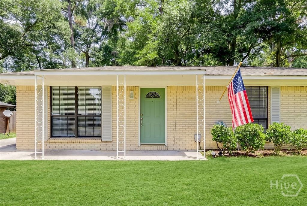 Photo of 1348 Whitfield Park Drive, Savannah, GA (MLS # SA356396)