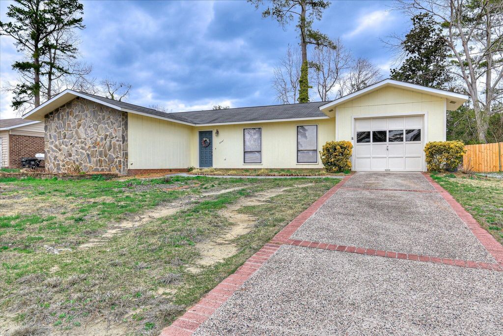 Photo of 4441 Shadowmoor Drive, Martinez, GA 30907 (MLS # 552713)