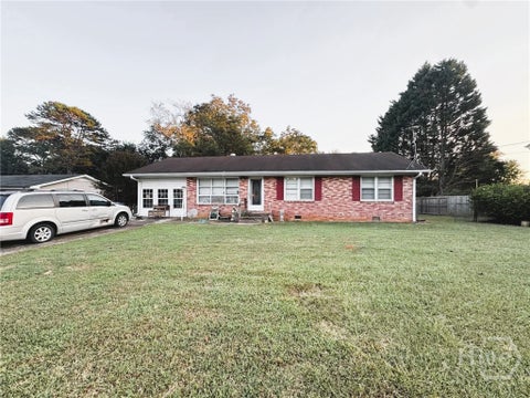 Photo of 261 Nancy Street, Winder, GA 30680 (MLS # CL366554)