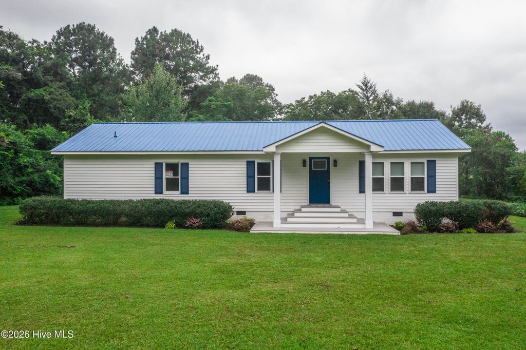 Photo of 2809 Bill Hooks Road, Whiteville, NC 28472 (MLS # 100563568)