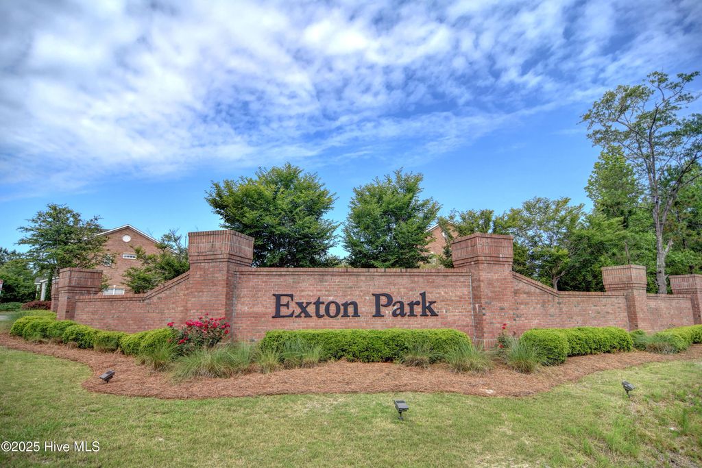 Photo of 4814 Exton Park Loop, Castle Hayne, NC 28429 (MLS # 100504988)