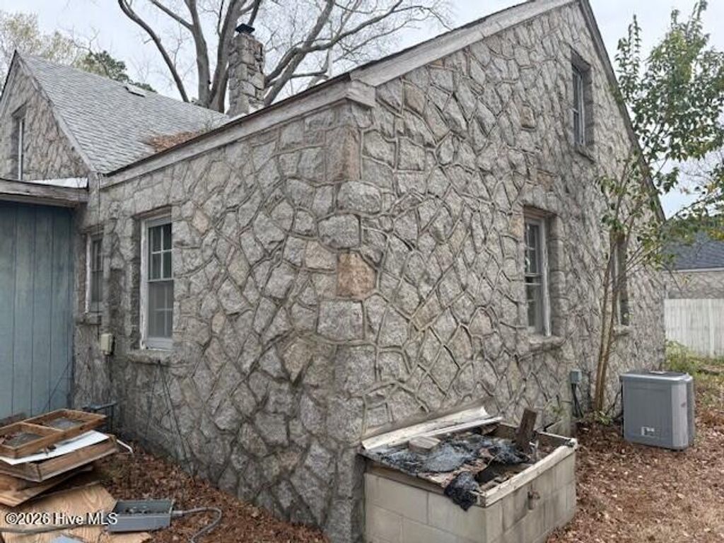 Photo of 145 Nc 42 W, Ahoskie, NC 27910 (MLS # 100559847)