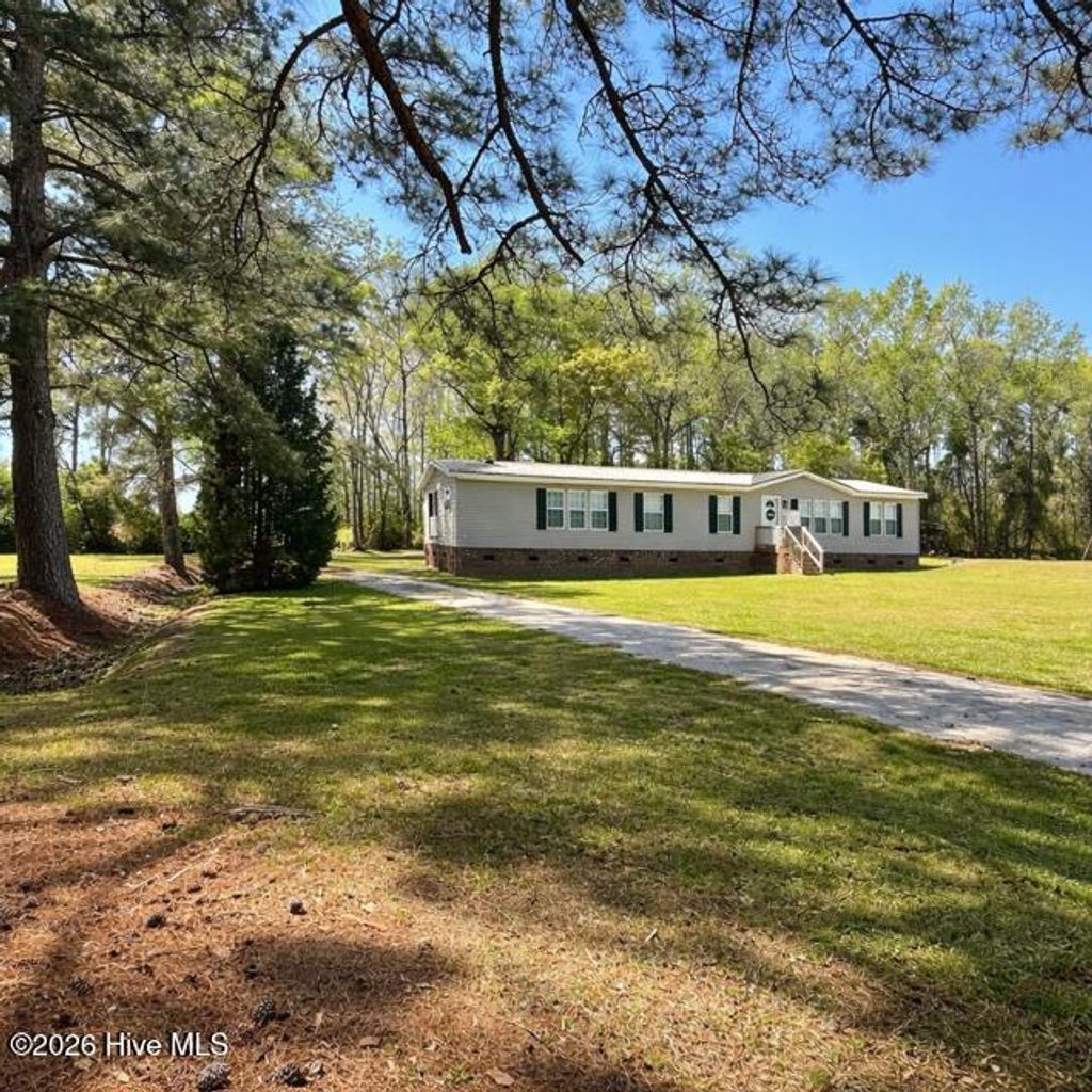 Photo of 7033 Gum Branch Road, Richlands, NC 28574 (MLS # 100566211)