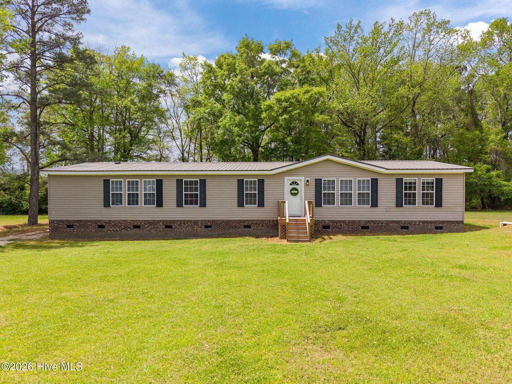 Photo of 7033 Gum Branch Road, Richlands, NC 28574 (MLS # 100566211)