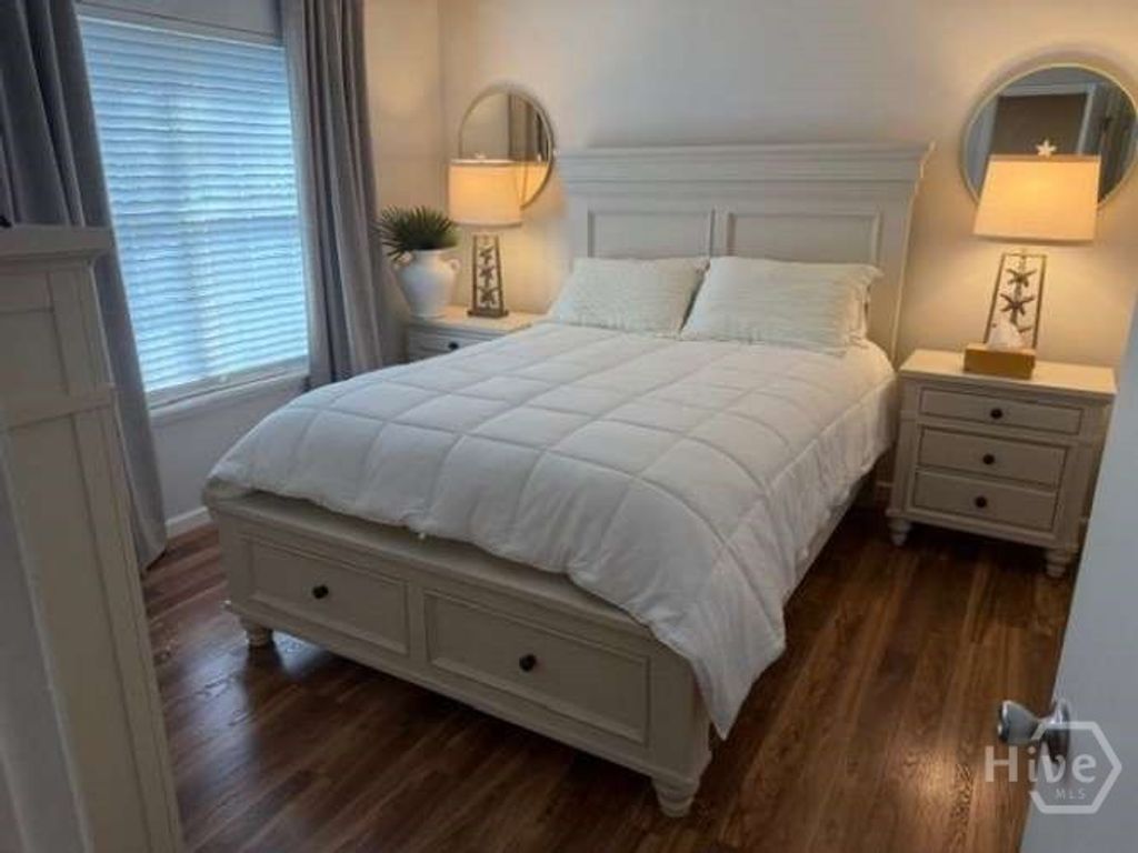 Photo of 401 N Cromwell Road #F5, Savannah, GA 31410 (MLS # SA348960)