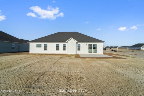 Tiny photo for 870 Faithful Way, Jacksonville, NC 28546 (MLS # 100610793)