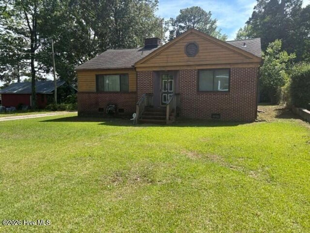 Photo of 286 Mccrae Street, Grifton, NC 28530 (MLS # 100573919)