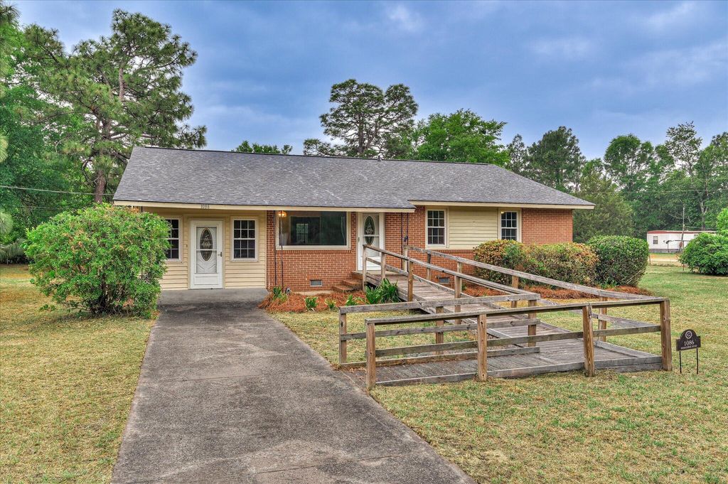 Photo of 1086 Horseshoe Road, Augusta, GA 30906 (MLS # 555204)