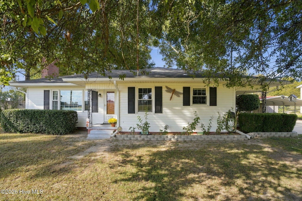 Photo of 774 Old Smith Chapel Road, Mount Olive, NC 28365 (MLS # 100608413)
