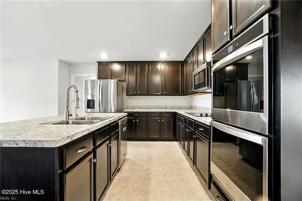 Photo of 127 Colington Circle, Aydlett, NC 27916 (MLS # 100555455)