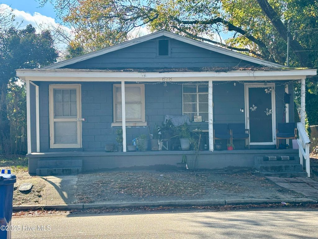 Photo of 628 Viola Street E, Wilson, NC 27893 (MLS # 100544413)