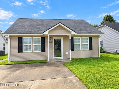 Homes For Rent - 114 Old Oak Drive<br/> Pasquotank County, Elizabeth City, NC 27909