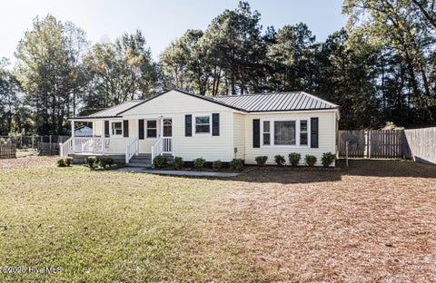 Photo of 2148 Acorn Hill Road, Tarboro, NC 27886 (MLS # 100609686)