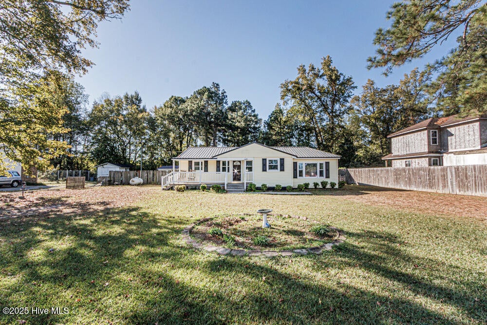 Photo of 2148 Acorn Hill Road, Tarboro, NC 27886 (MLS # 100609686)