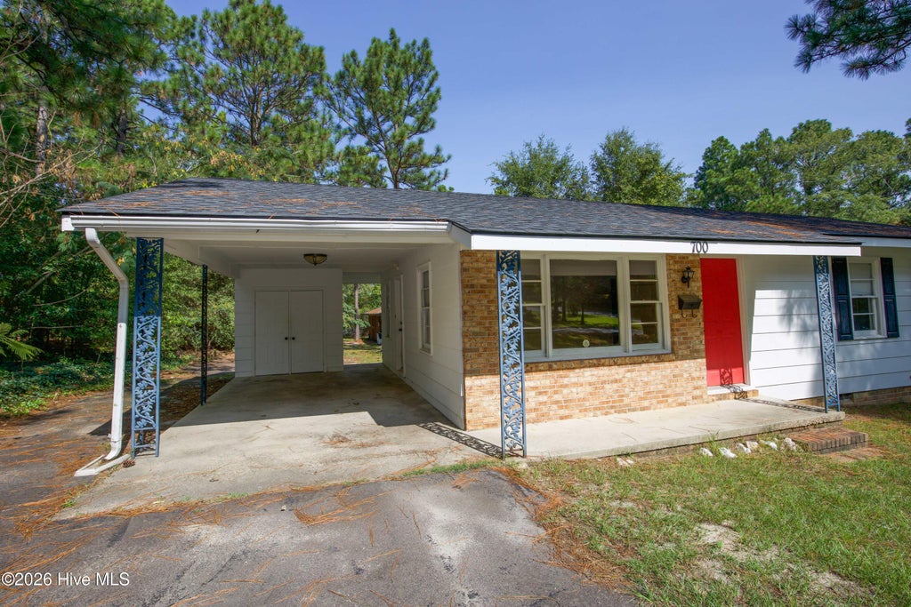 Photo of 700 S Hardin Street, Southern Pines, NC 28387 (MLS # 100586585)