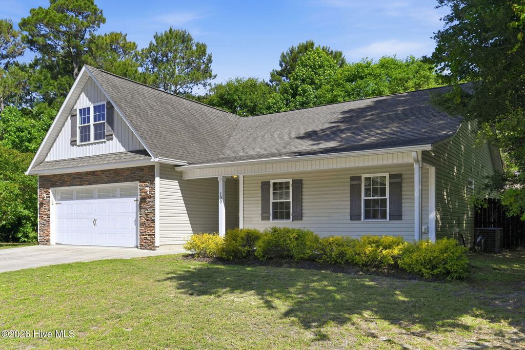 Photo of 100 Old Dock Landing Road, Sneads Ferry, NC 28460 (MLS # 100575862)