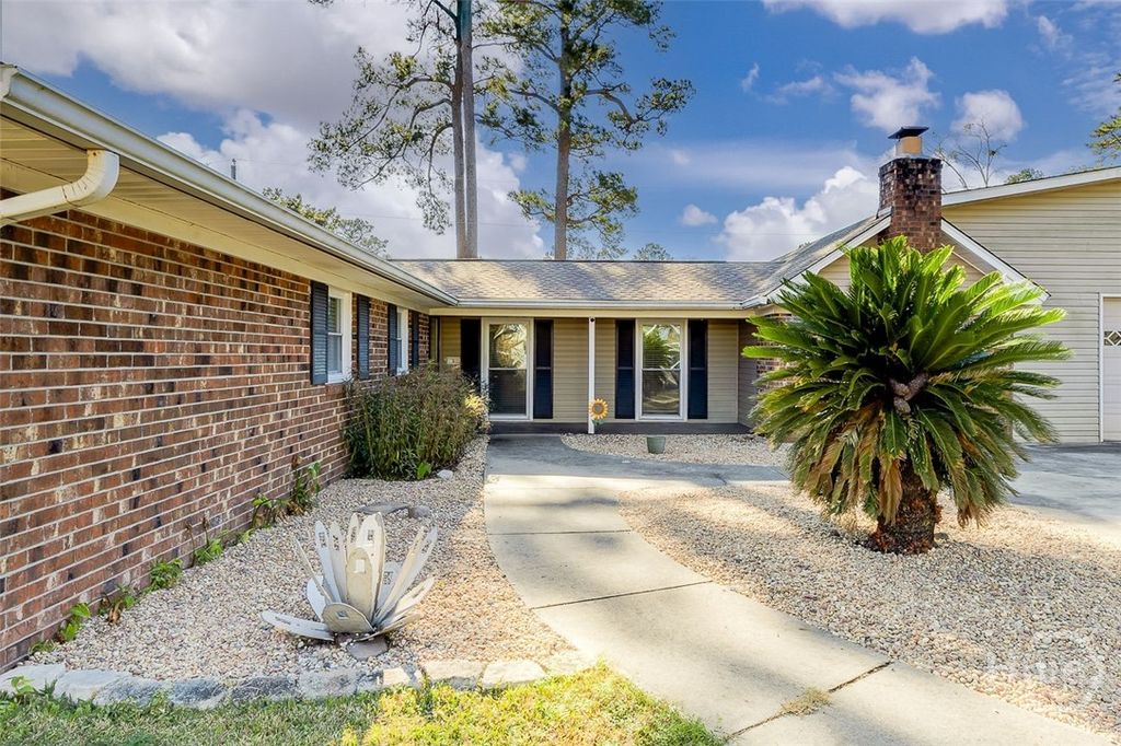 Photo of 5 Ponderosa Drive, Port Wentworth, GA 31407 (MLS # SA347229)