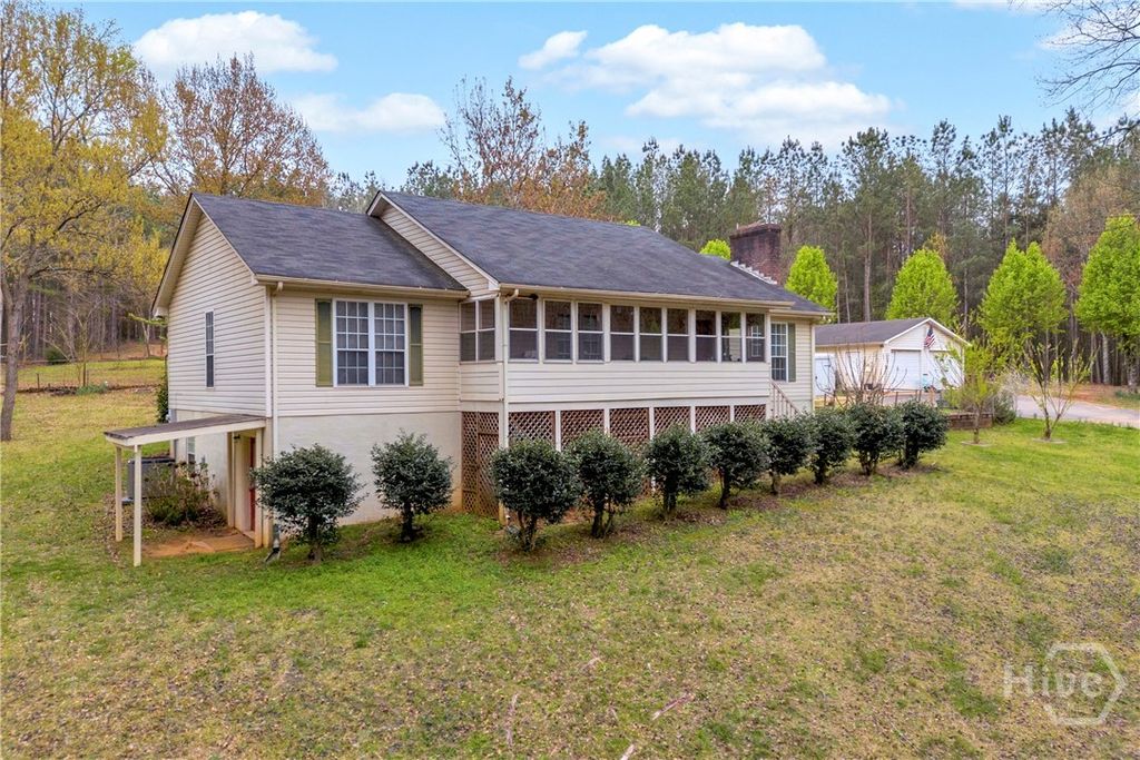 Photo of 1718 Esco Road, Danielsville, GA 30633 (MLS # CL351625)
