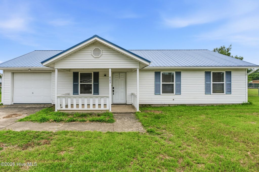 Photo of 685 Old Cheraw Highway, Rockingham, NC 28379 (MLS # 100588767)