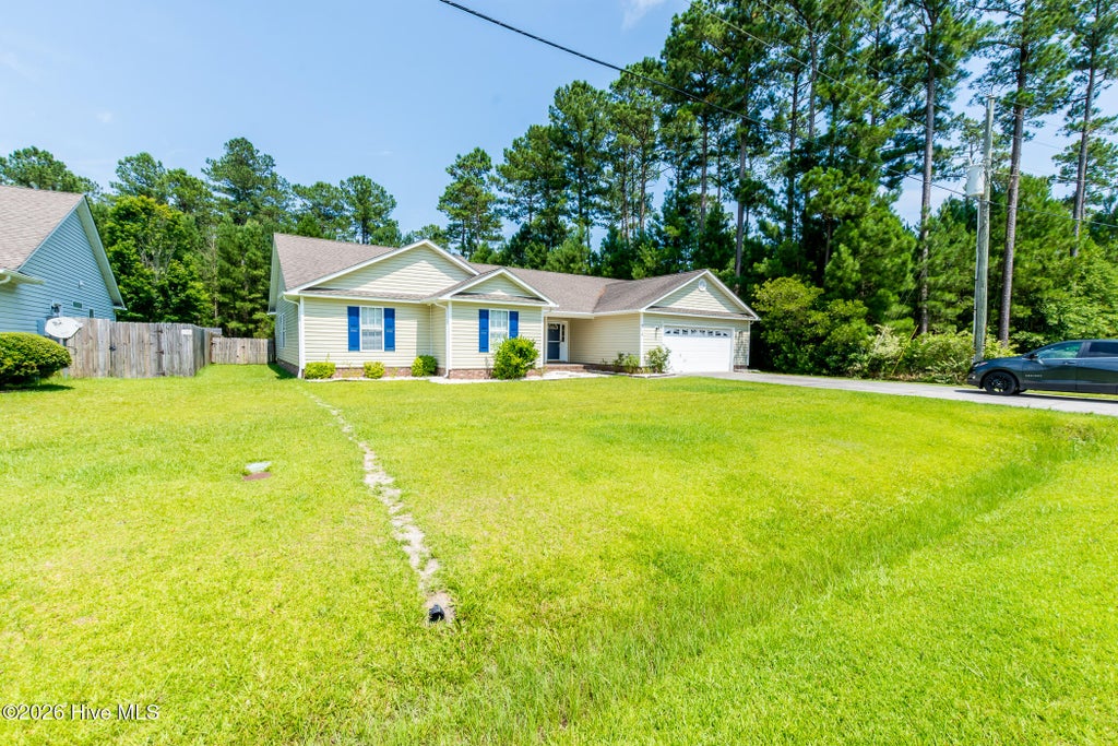 Photo of 214 Lee Rogers Road, Hubert, NC 28539 (MLS # 100587894)