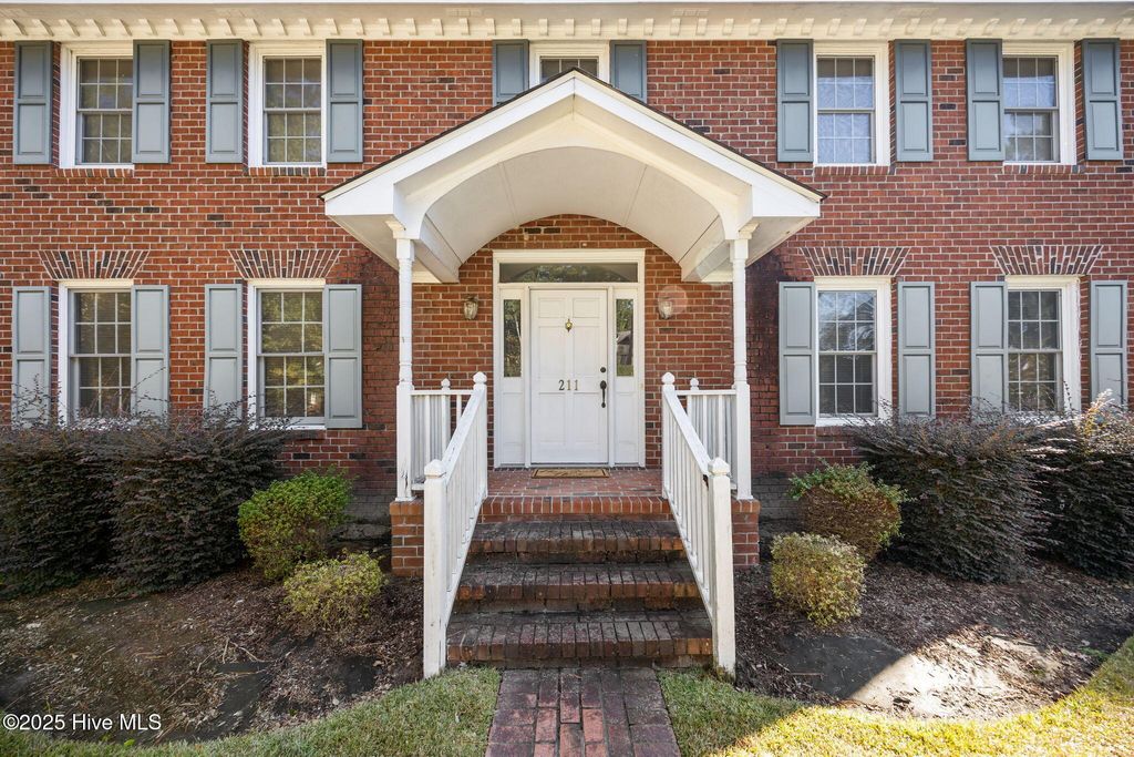 Photo of 211 Bristol Court, Greenville, NC 27834 (MLS # 100539168)