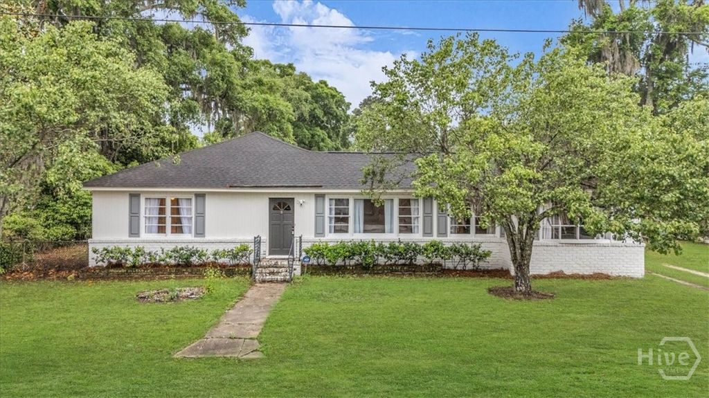 Photo of 2223 E Derenne Avenue, Savannah, GA 31406 (MLS # SA354751)