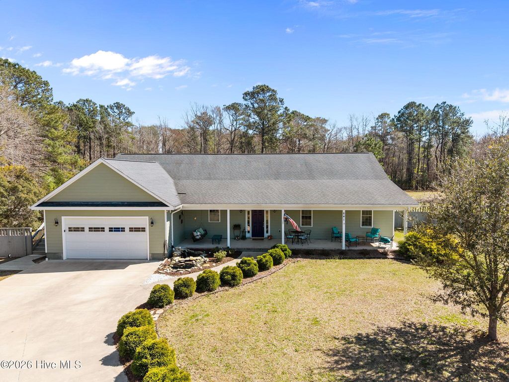 Photo of 641 Edgewood Avenue, Newport, NC 28570 (MLS # 100561164)