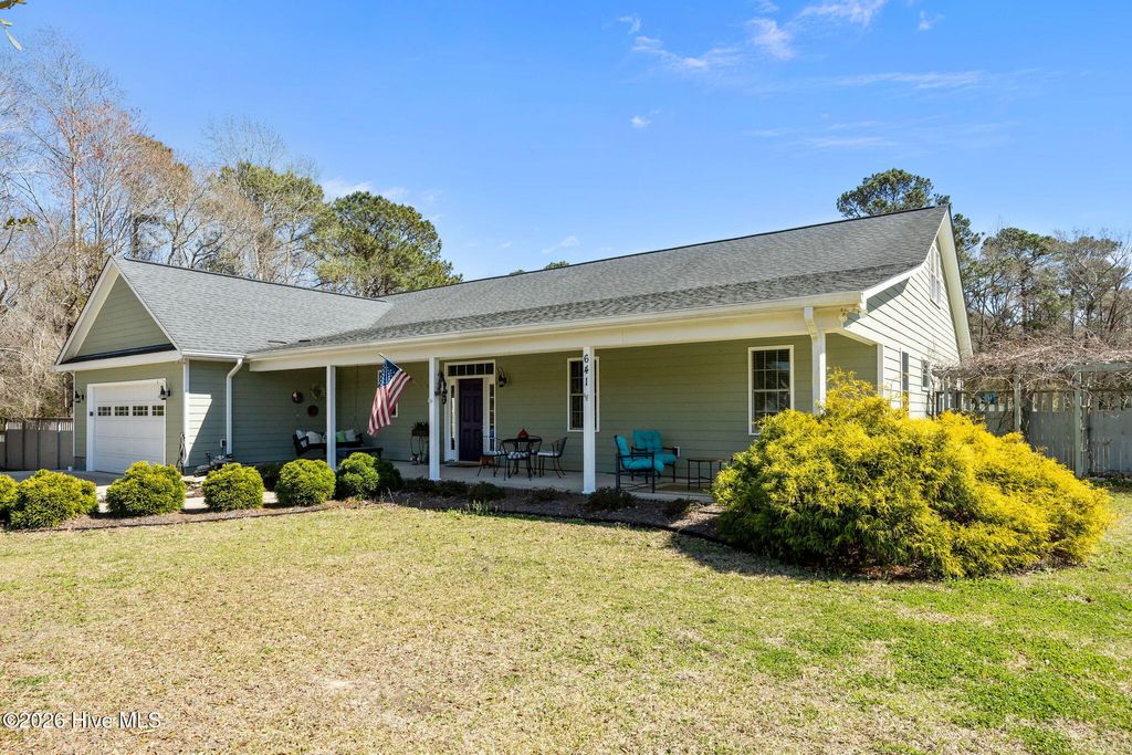 Photo of 641 Edgewood Avenue, Newport, NC 28570 (MLS # 100561164)