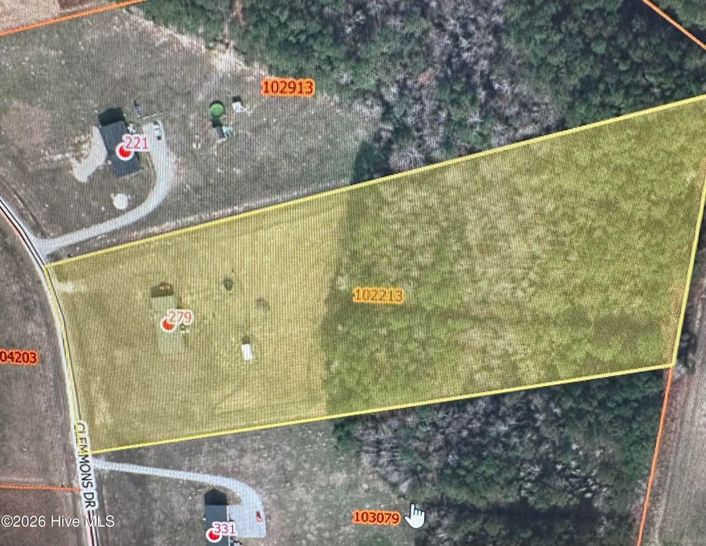 Photo of 279 Clemmons Drive, Tabor City, NC 28463 (MLS # 100548571)