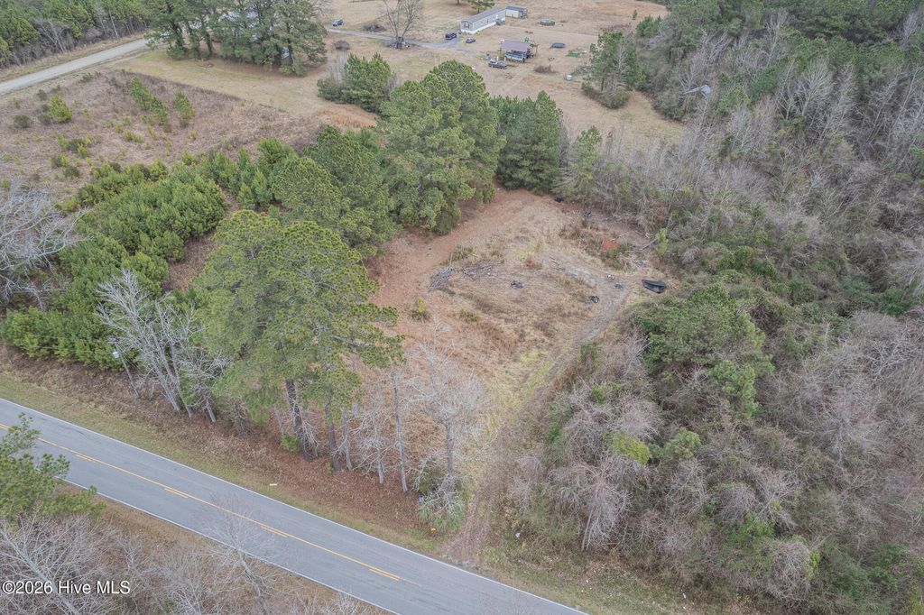 Photo of 711 Tuscarora Rhems Road, New Bern, NC 28562 (MLS # 100553809)