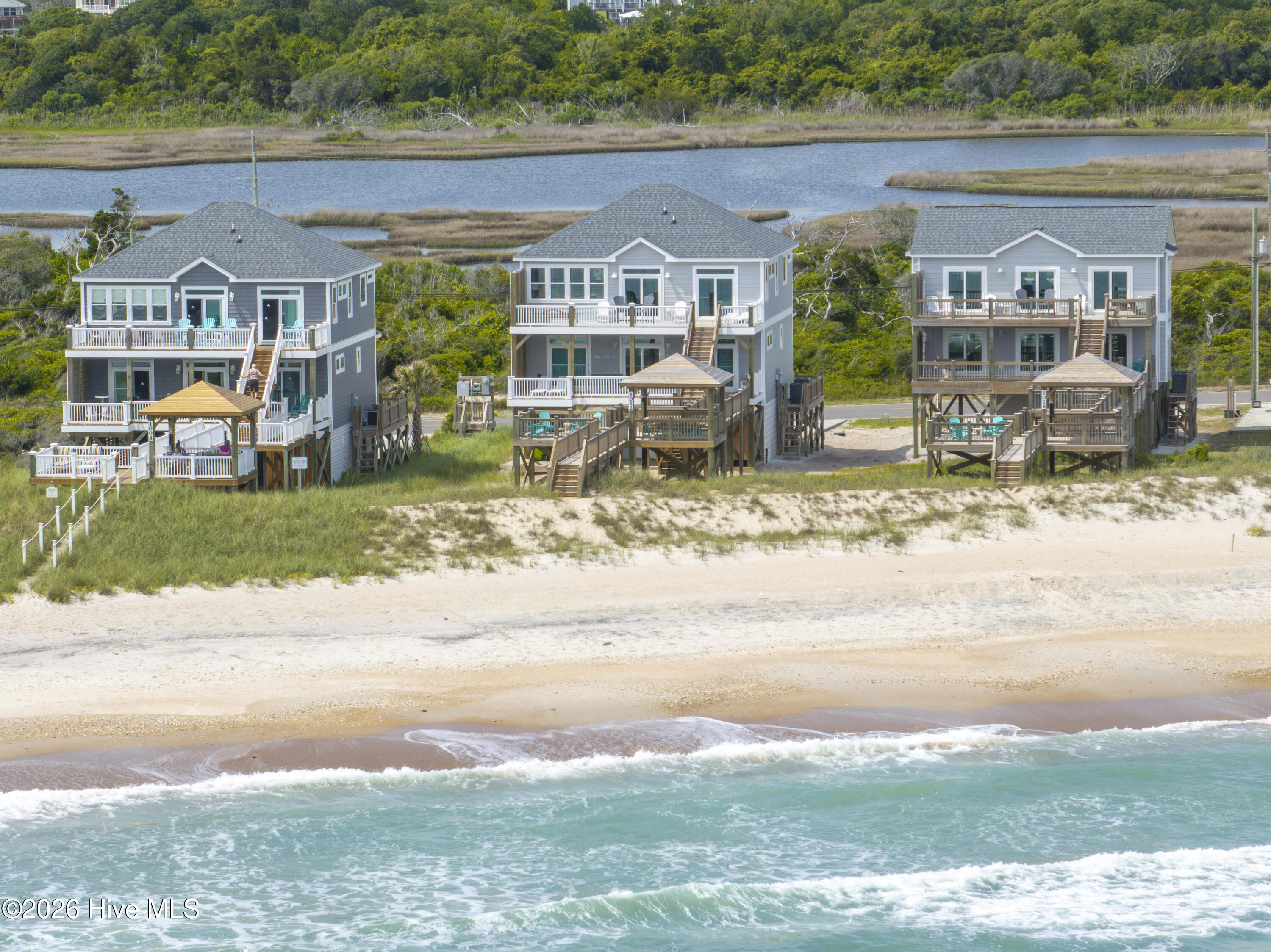 1012 New River Inlet Road