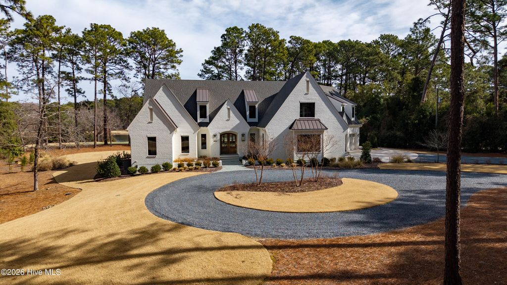 Photo of 70 Lake Dornoch Drive, Pinehurst, NC 28374 (MLS # 100555807)