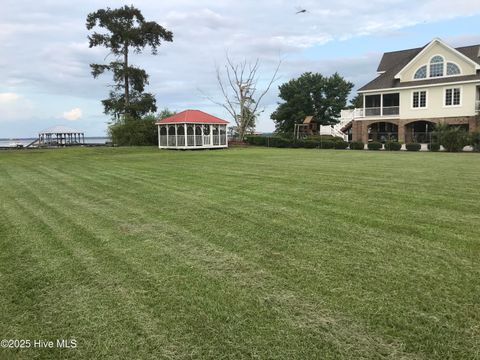 3935 Waccamaw Shores Road Lake Waccamaw NC 28450