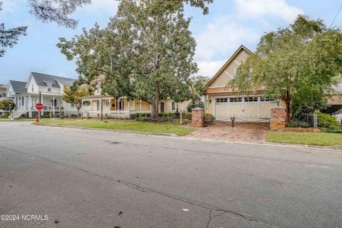 Tiny photo for 122 S Academy Street, Washington, NC 27889 (MLS # 100566085)