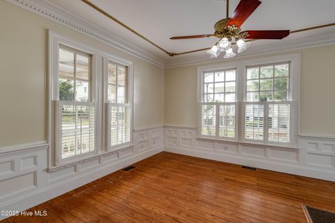 Tiny photo for 122 S Academy Street, Washington, NC 27889 (MLS # 100566085)