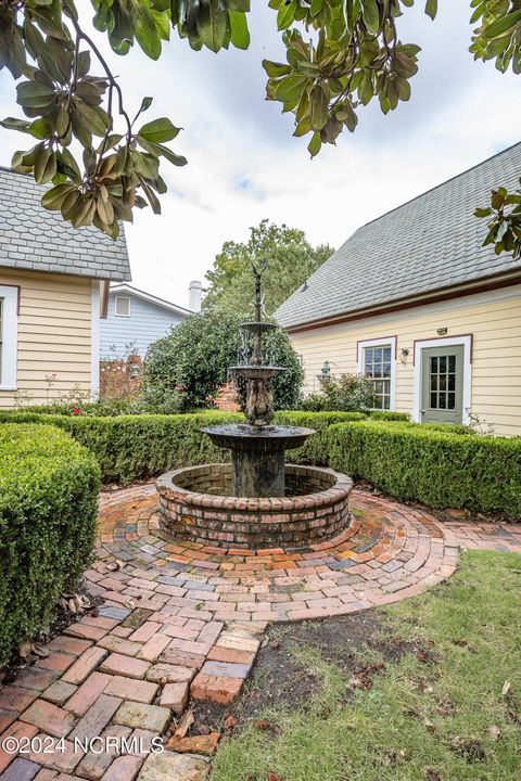 Tiny photo for 122 S Academy Street, Washington, NC 27889 (MLS # 100566085)