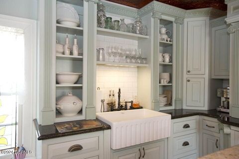 Tiny photo for 122 S Academy Street, Washington, NC 27889 (MLS # 100566085)