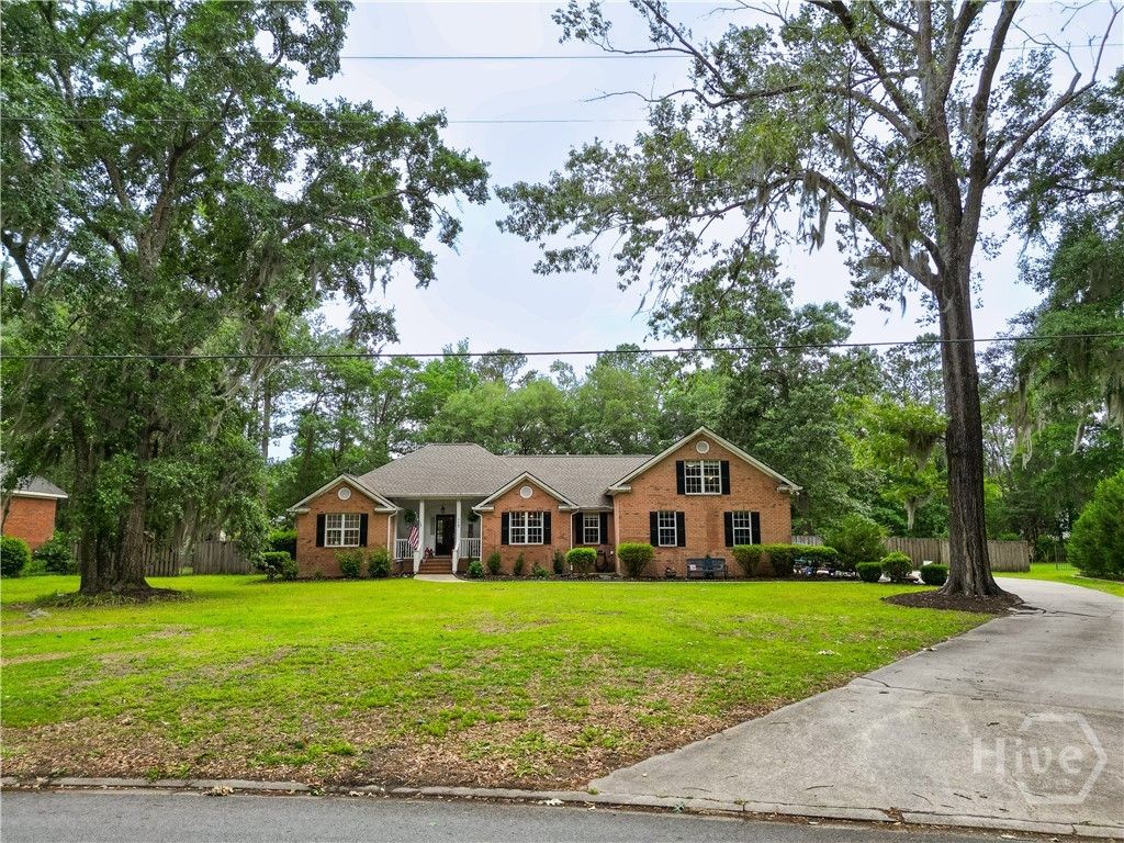 Photo of 112 Mill Hill Road, Richmond Hill, GA 31324 (MLS # SA355701)