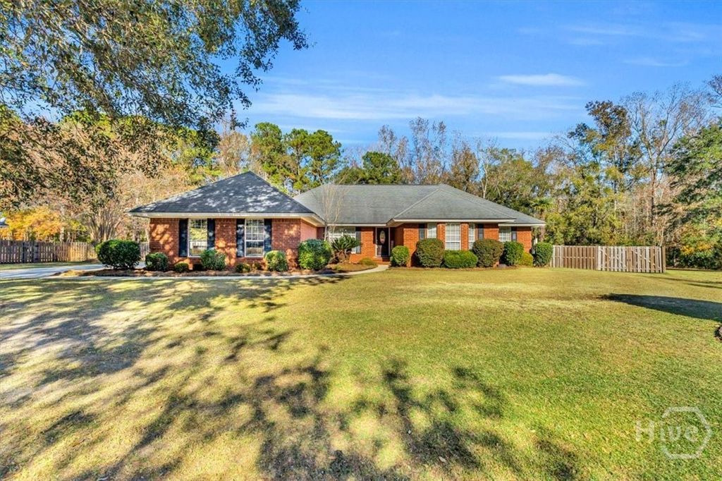 Photo of 469 Sandhurst Drive, Richmond Hill, GA 31324 (MLS # SA345172)