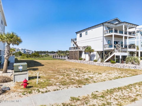 Tiny photo for 23 Grand View Drive, Ocean Isle Beach, NC 28469 (MLS # 100607018)