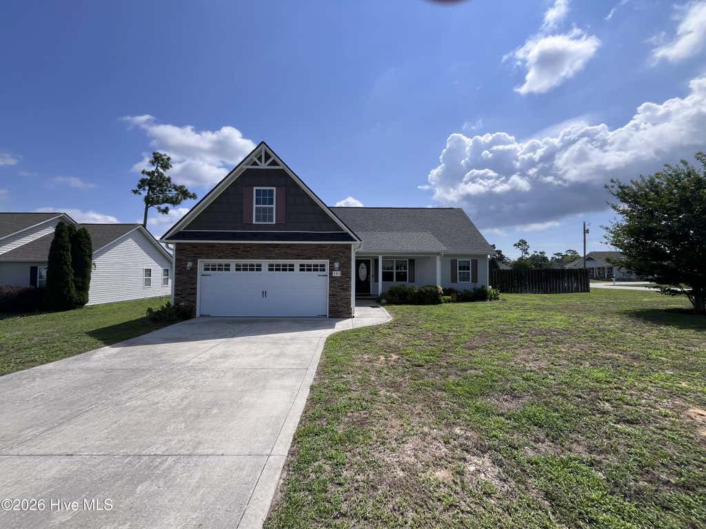 Photo of 700 Wickford Place, Hubert, NC 28539 (MLS # 100586955)
