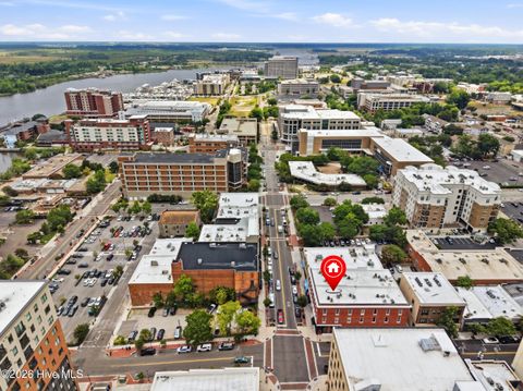 Tiny photo for 304 N Front Street #Apt E, Wilmington, NC 28401 (MLS # 100582290)