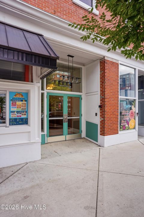 Tiny photo for 304 N Front Street #Apt E, Wilmington, NC 28401 (MLS # 100582290)
