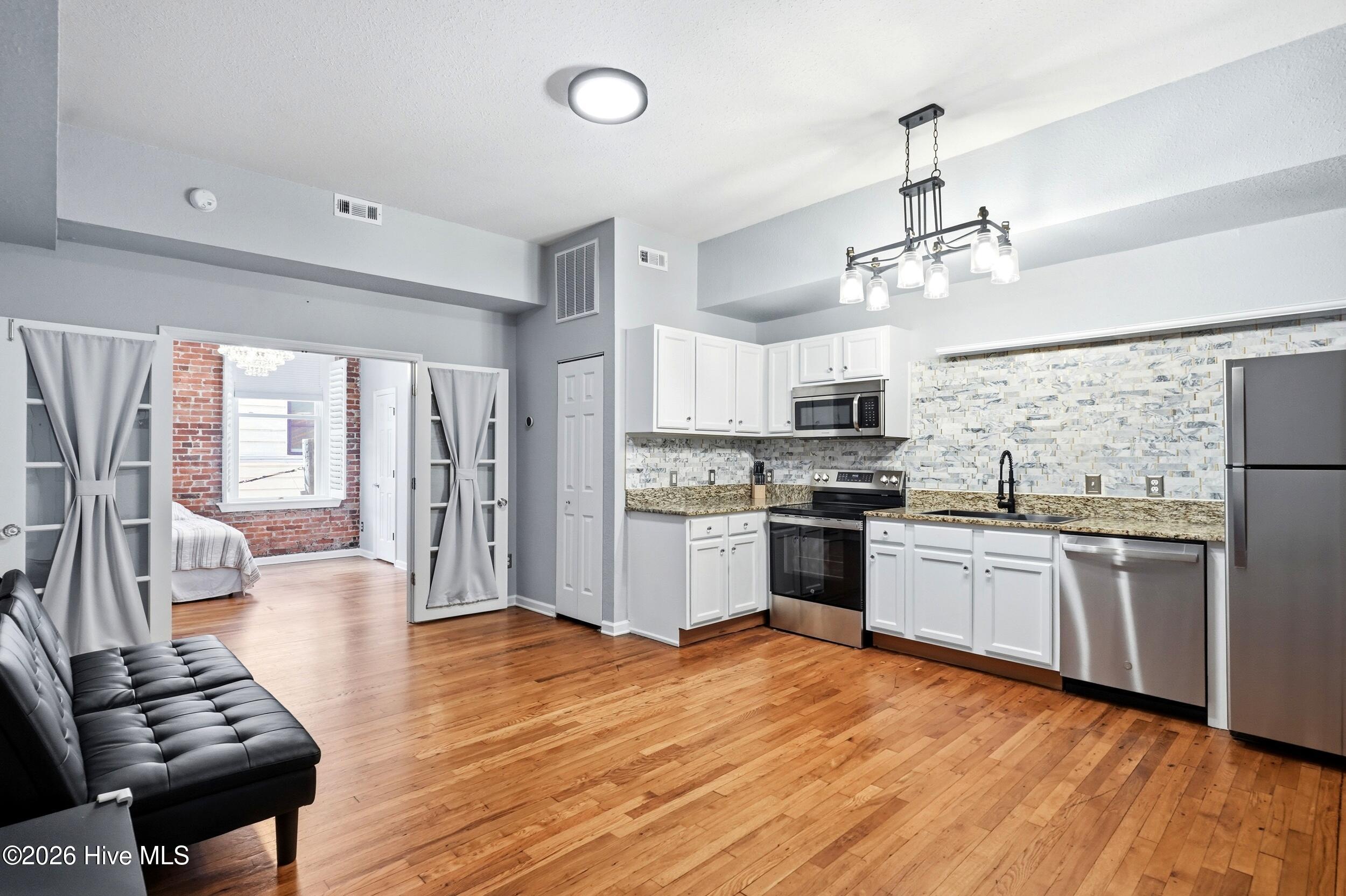 304 N Front Street Apt E