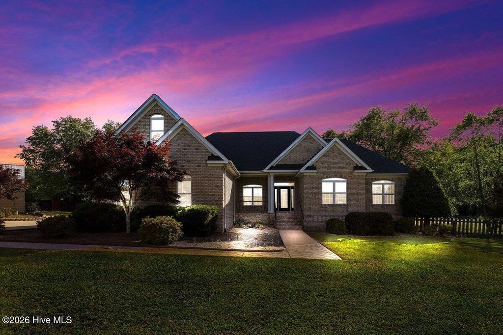 Photo of 117 Oak Summit Drive, Pikeville, NC 27863 (MLS # 100576293)