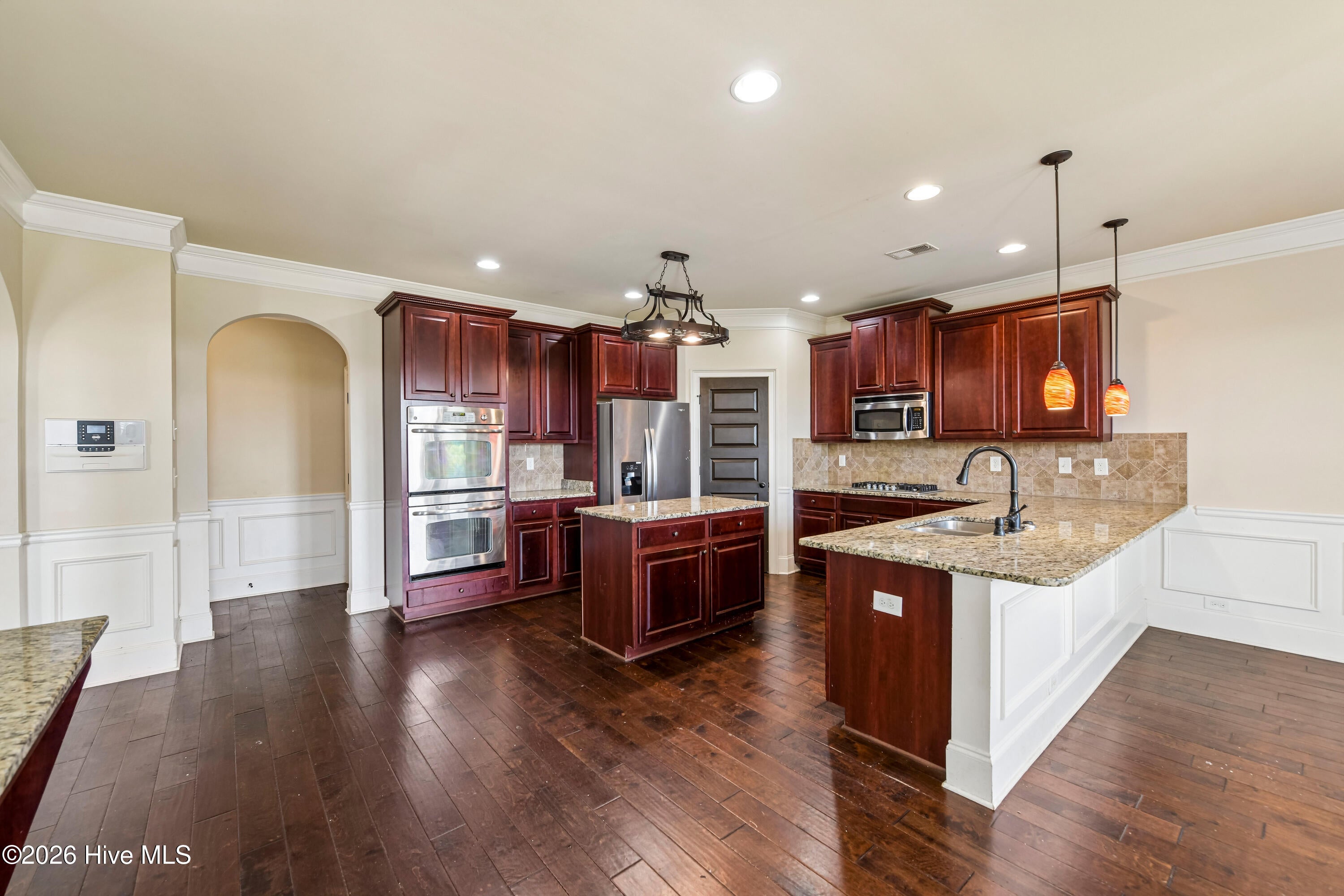2432 Sunflower Drive